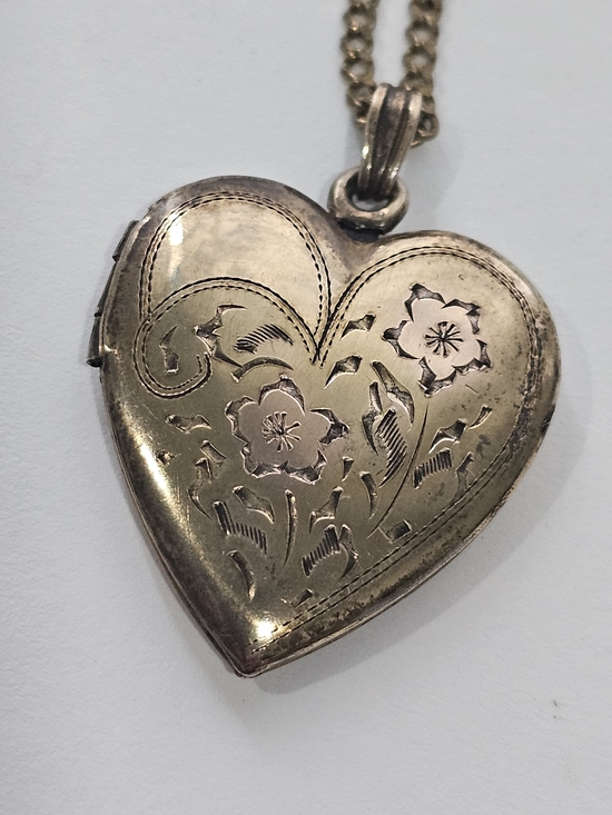 Jewelry - 1/20 12k On Sterling Heart Floral Etched Locket Necklace - 18" Vintage.